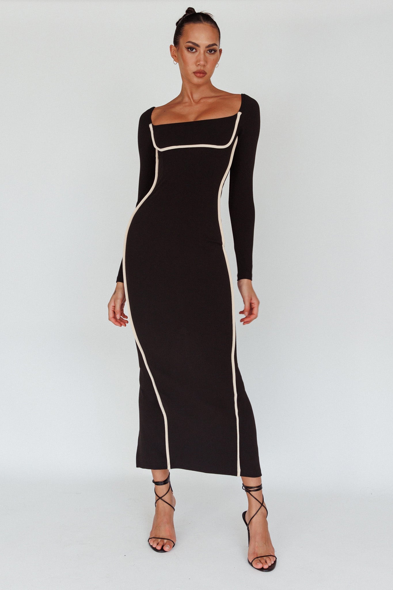Sunny Coast Long Sleeve Piping Maxi Dress Black